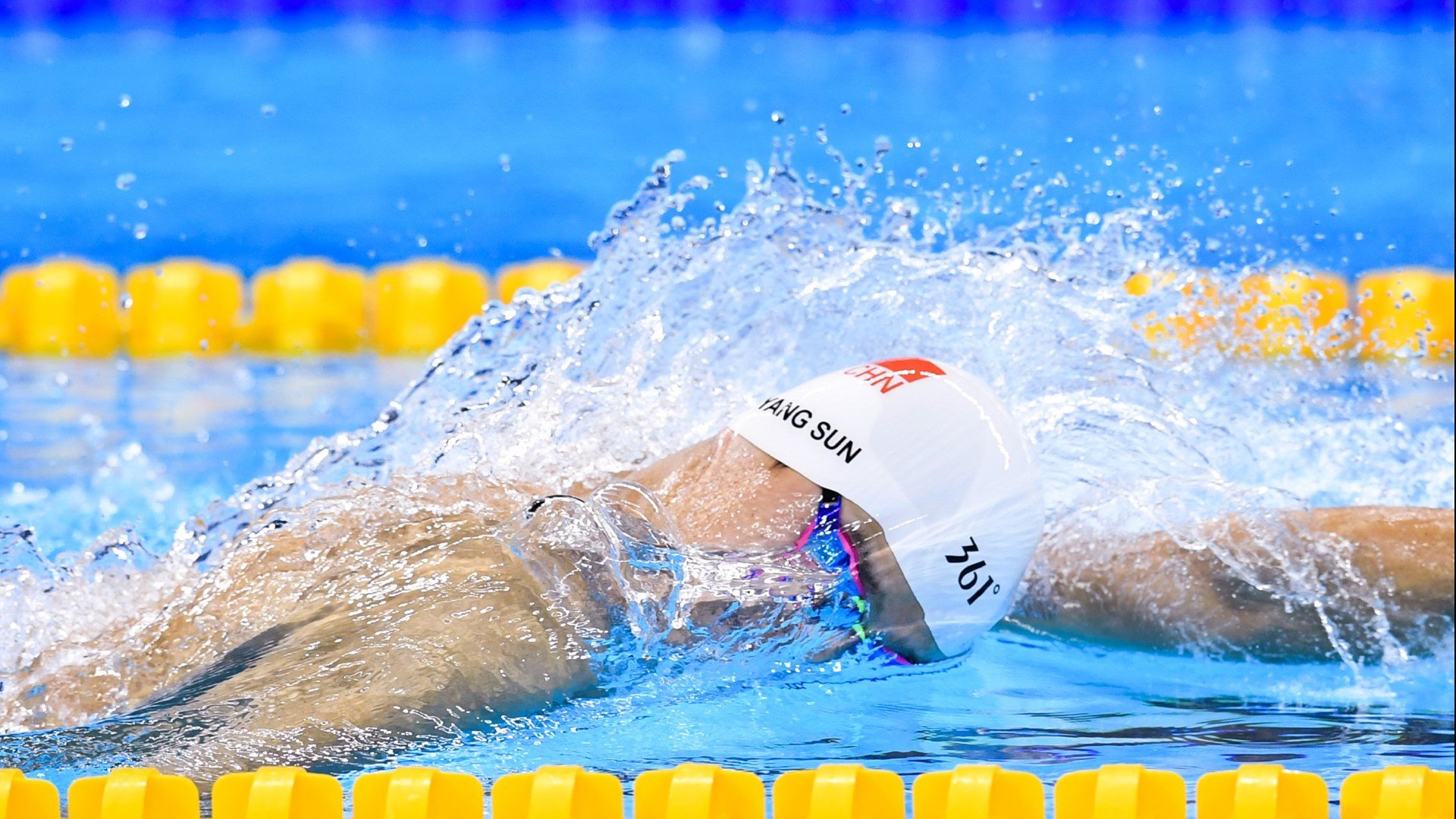 克瓦拉茨赫利亚,撕裂巴萨防线的格鲁吉亚飓风