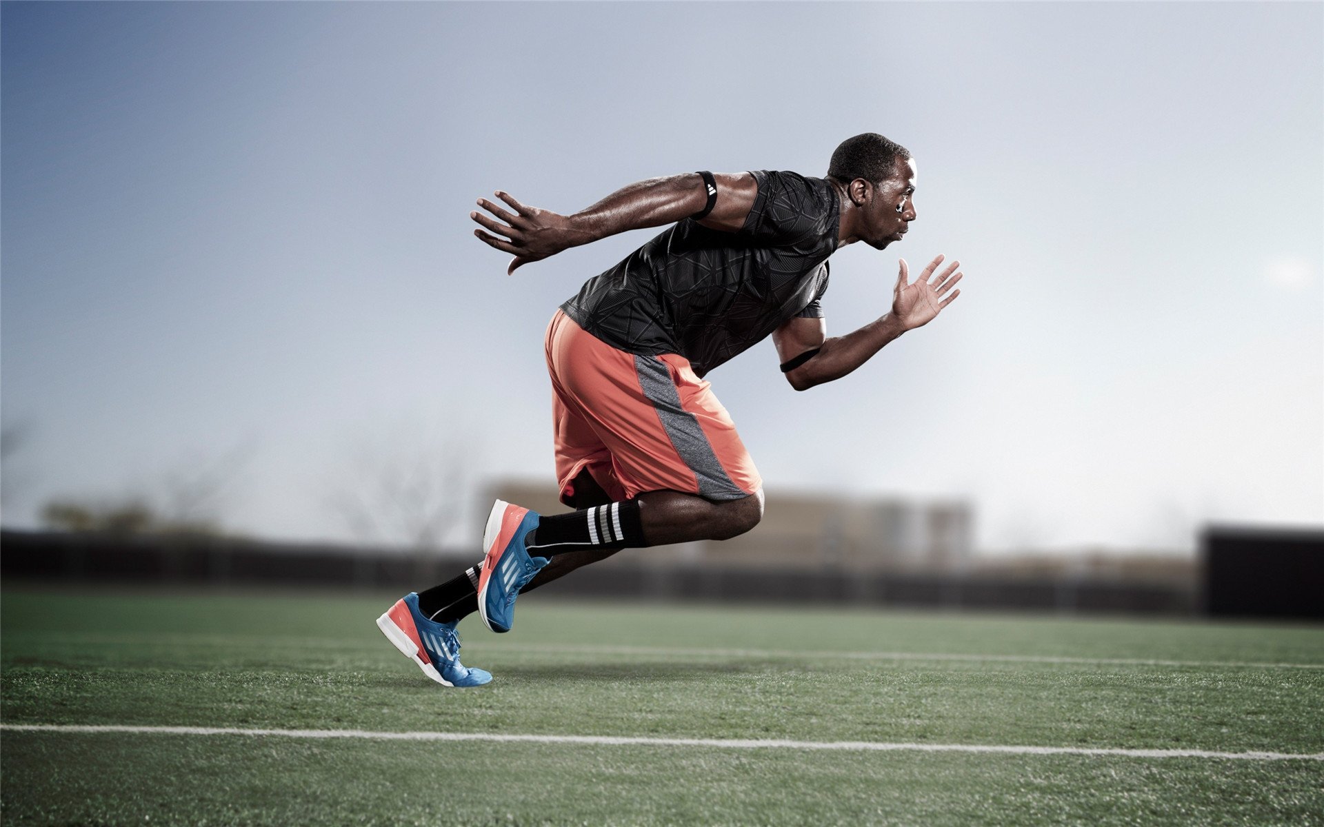 世界杯2026-北京队F1街道赛上演超车大戏，强势逆袭终结尼克斯王朝