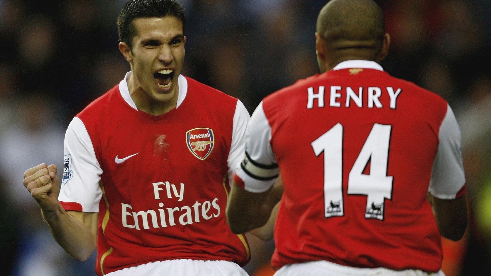 尼日利亚对阵皇马,当非洲雄鹰的野性撞上银河战舰的星光,伊布献上终极答案